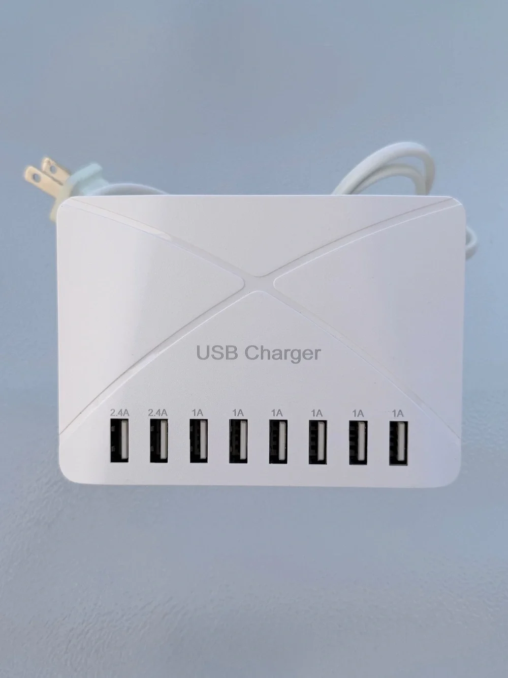 White Compact Dual Speed 8-Port USB Charging Station Hub and Power Cord